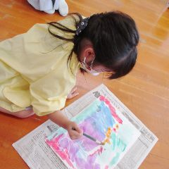 湊はなぞの幼稚園は堺市堺区にある私立幼稚園です。